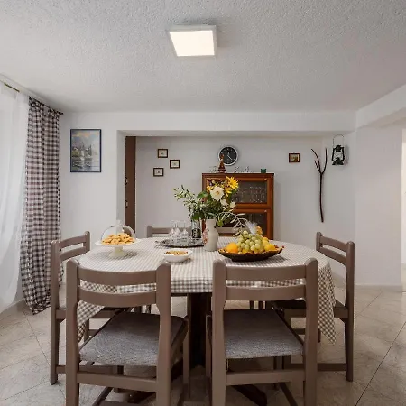 Casa Astrid Materada Poreč